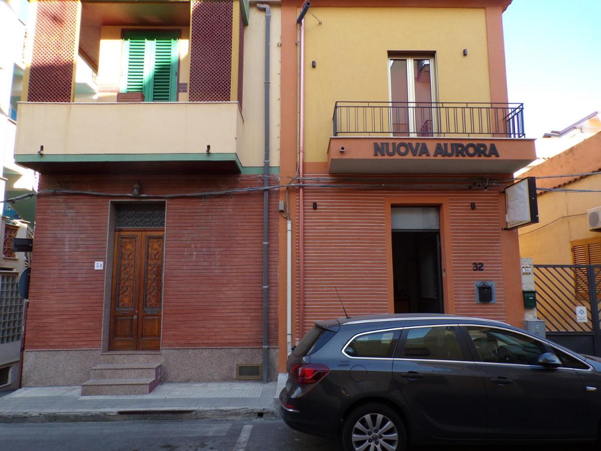 רוקאלומרה Nuova Aurora Rent Rooms מראה חיצוני תמונה