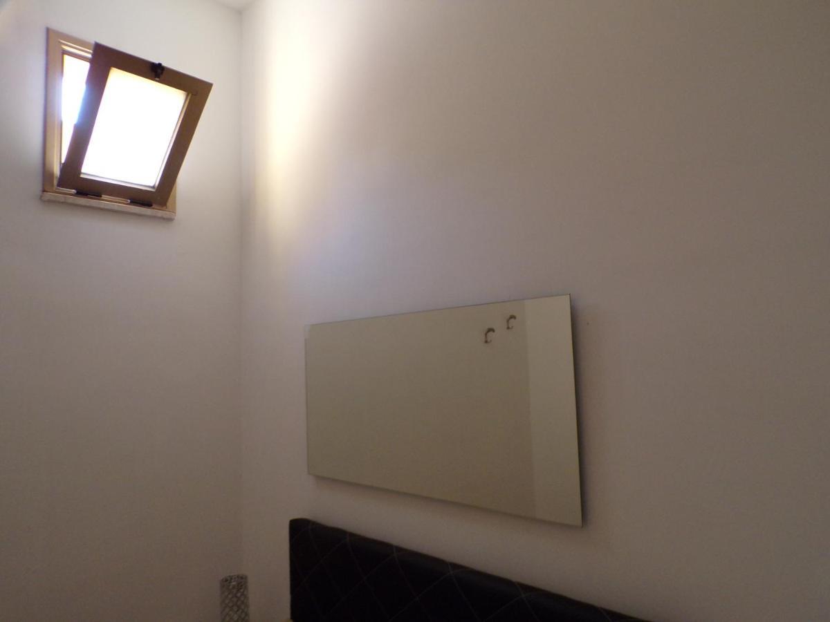 רוקאלומרה Nuova Aurora Rent Rooms מראה חיצוני תמונה